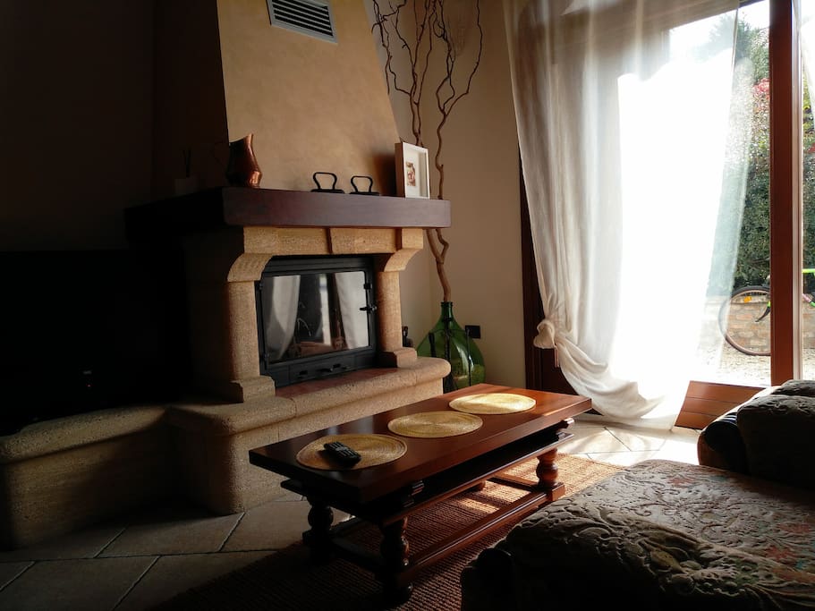 Soggiorno - spazio comune alle tre stanze