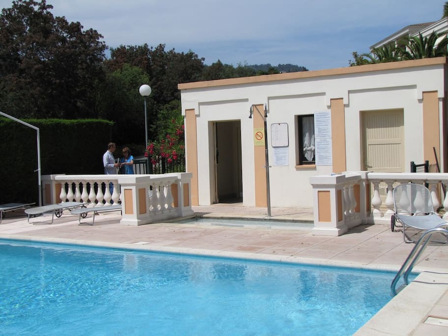 Le pool-house