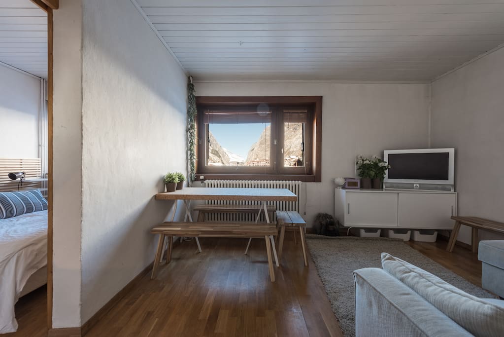 Sitting room with views down towards La Daille