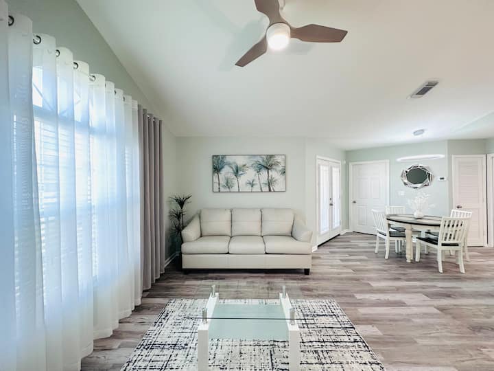 Gulf Shores Retreat 2bd/2ba - ガルフ・ショアーズ, AL