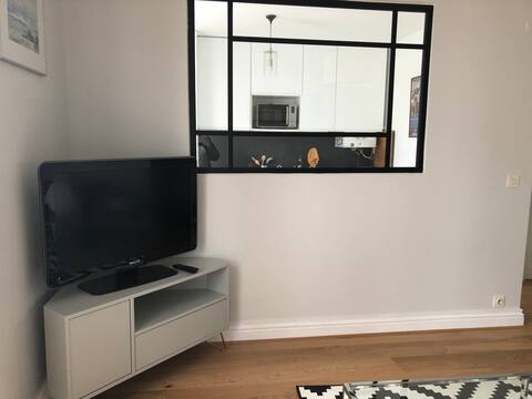 Annonce Airbnb populaire: Beautiful 2 rooms with parking, 300 m from the beach à Saint Jean De Luz