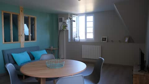 Annonce Airbnb populaire: Cozy apartment with a view of the Loire à Nevers