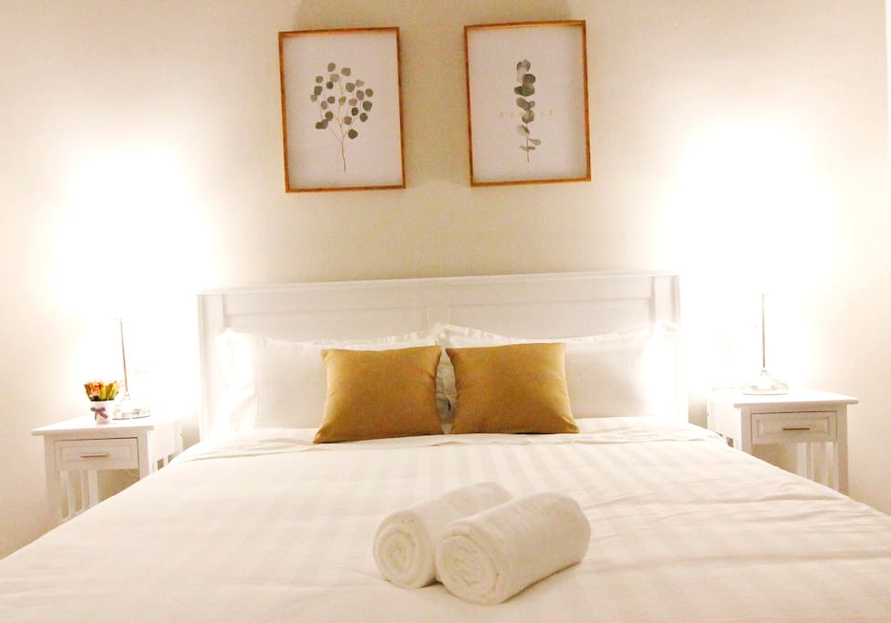 Romantic room