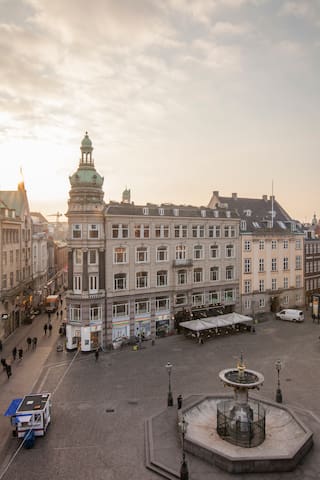 250m2 on Strøget, the heart of Copenhagen