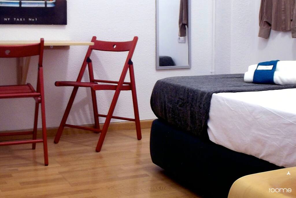 TV, Ceiling Fan, Wifi /// Television, Ventilador de Techo, WiFI