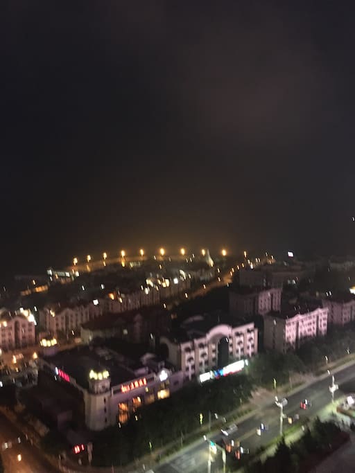 阳台直接看海,看五四广场