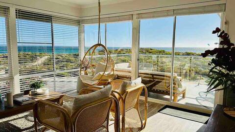 Spacious beachfront with panoramic ocean views