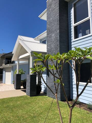 Aurora Beach House @ Peppi Beach gallery image 4