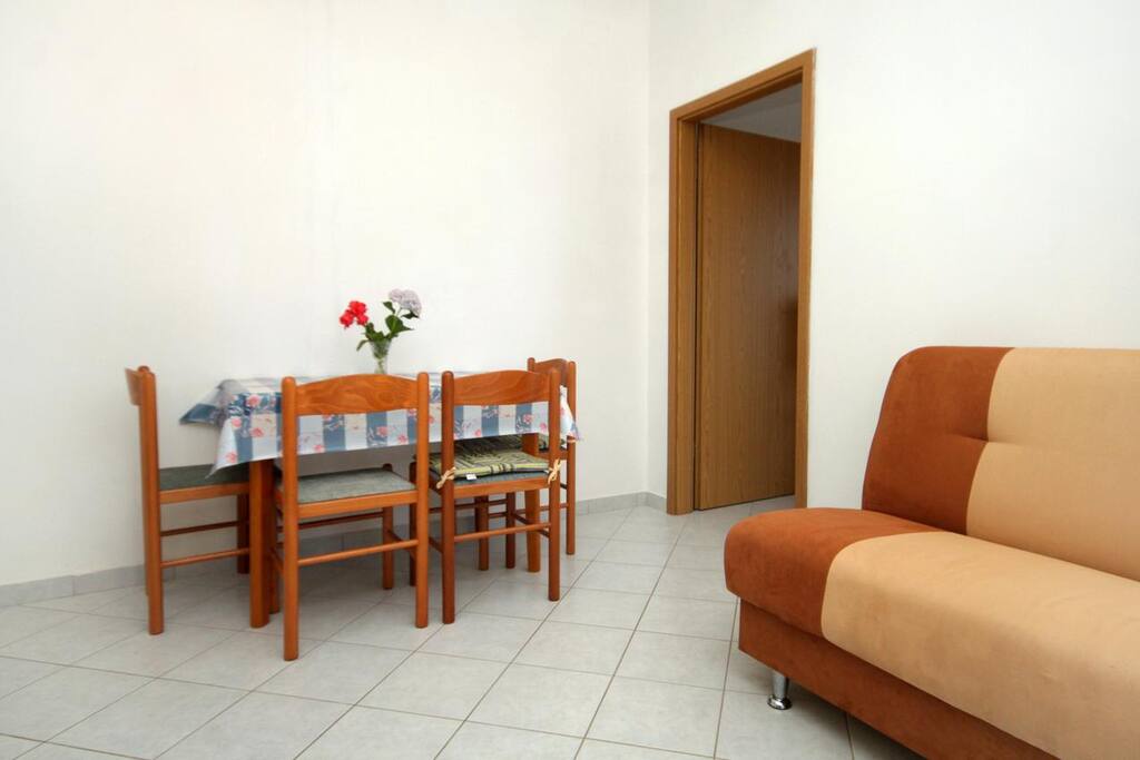 Dining room, Surface: 9 m²