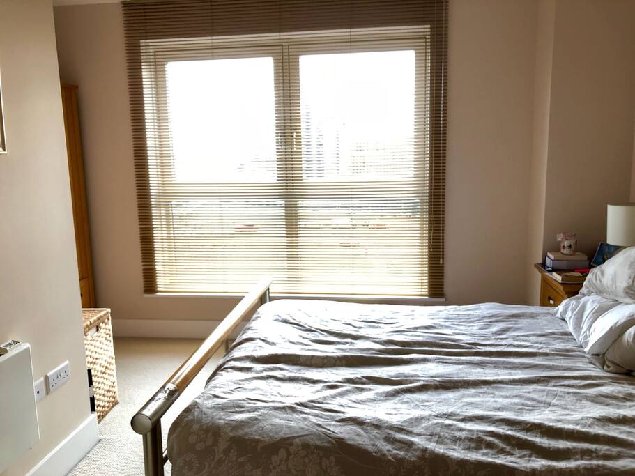 main en-suite