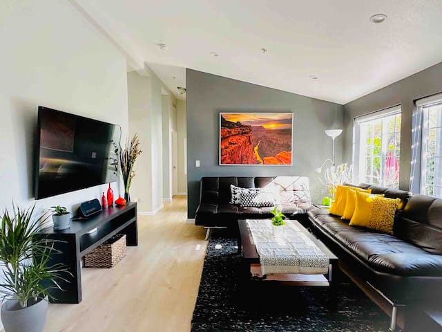 Kaval Park – Peaceful Urban Oasis gallery image 2