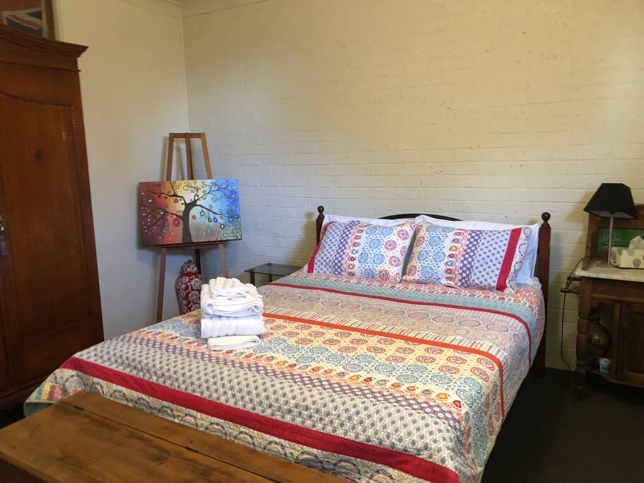 Large Bedroom