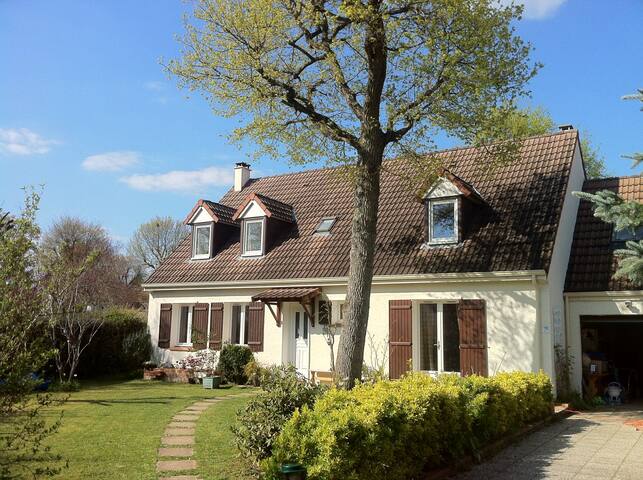 Chambre indépendante avec sdb et wc privatifs