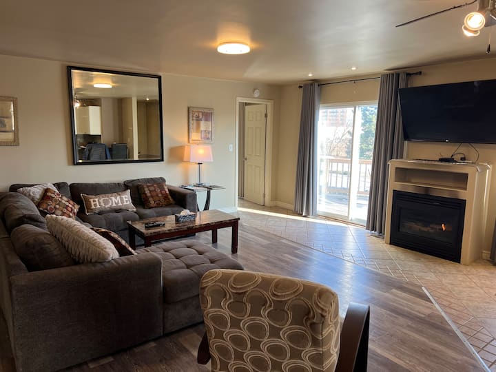 Clifton Hill | Spacious 1 Bedroom 2 Mins To Falls - Niagara Falls