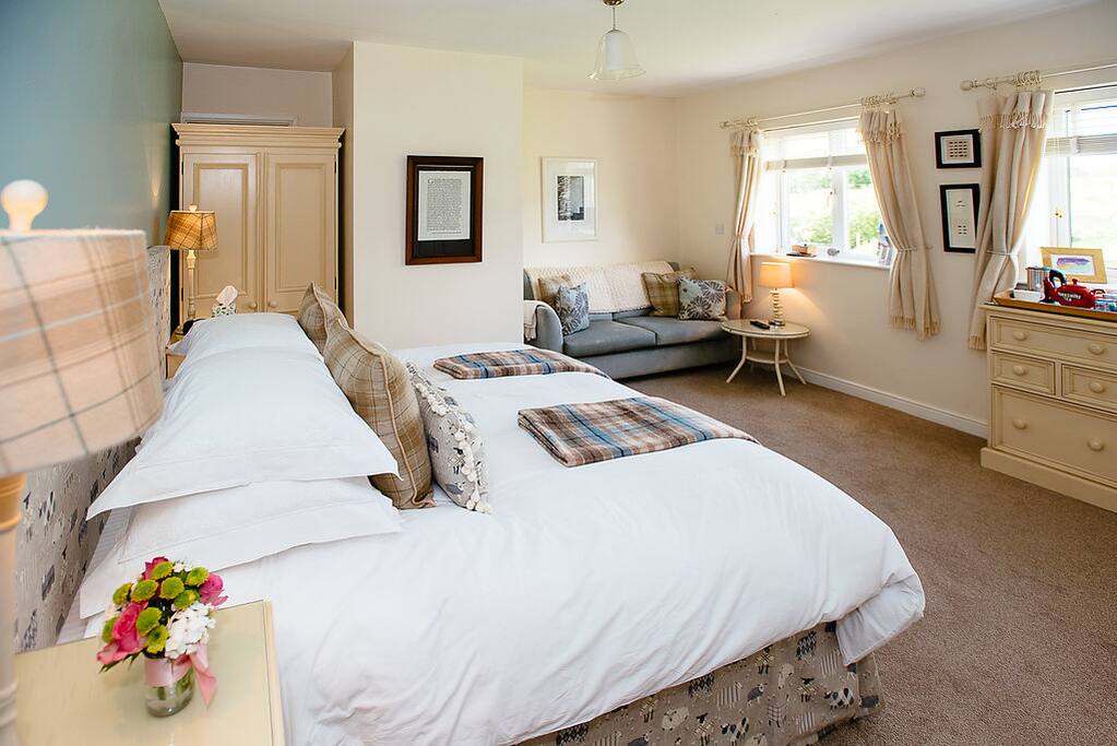 Bed Room House Silsden Bed Room House Silsden