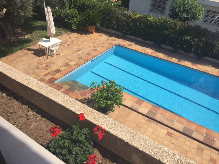 VISTA DE PISCINA