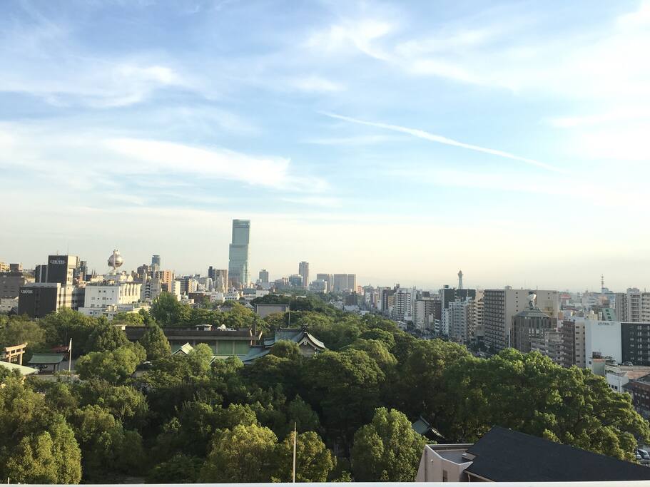 絕贊高層風景,陽台即可瞭望通天閣