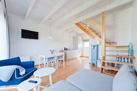 Apartments Cheerful cottage 4