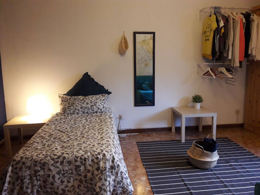 Stanza privata con letto singolo