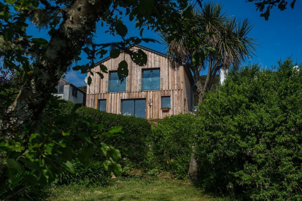 The B&B House