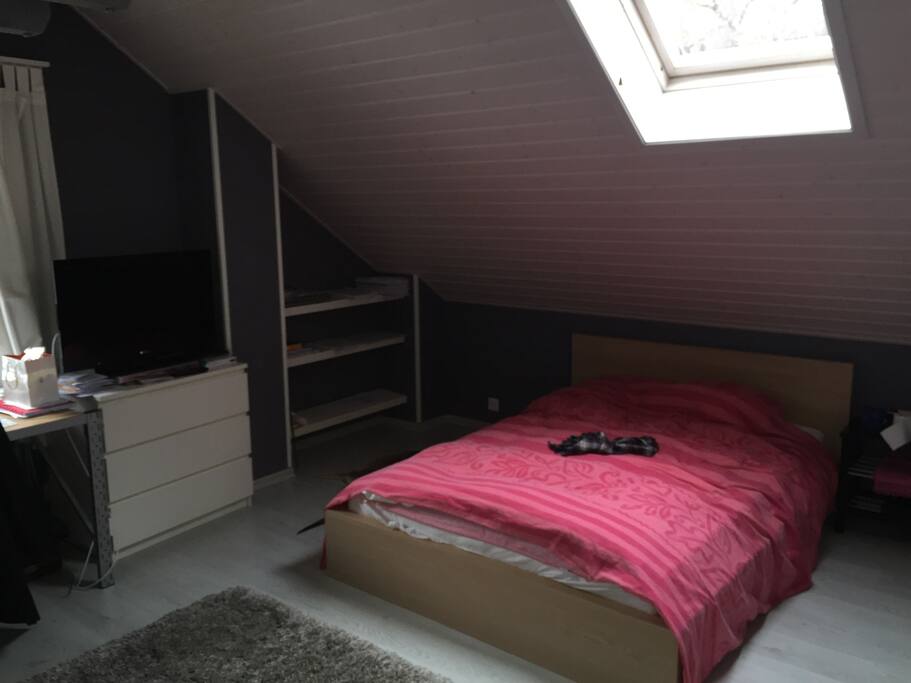 Double bed