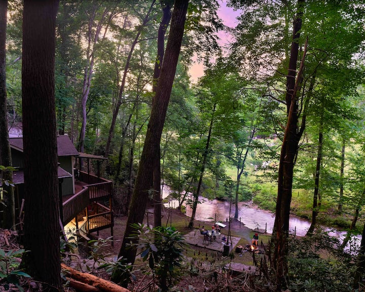 Secluded Creekside Cabin in Pisgah National Forest Cabins for Rent in