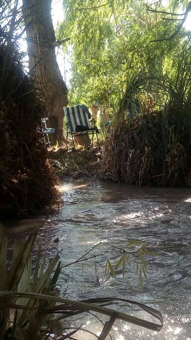 ingreso a la laguna natural
