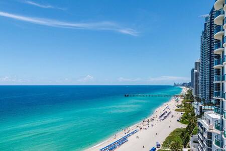 Caribbean Beach Bungalow ACROSS FROM THE OCEAN