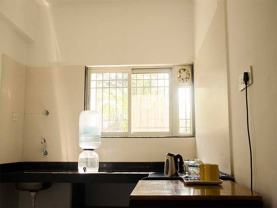 Basic Kitchenette