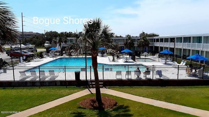 Bs159 Studio Condo, Great Pool, Walk To The Beach - Atlantic Beach, NC