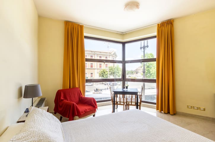 BigFamilyFlats – Vatican&Navona / 4 rooms