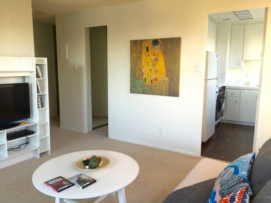 Plenty of space for movie time with 24 great movies(DVD player is included)