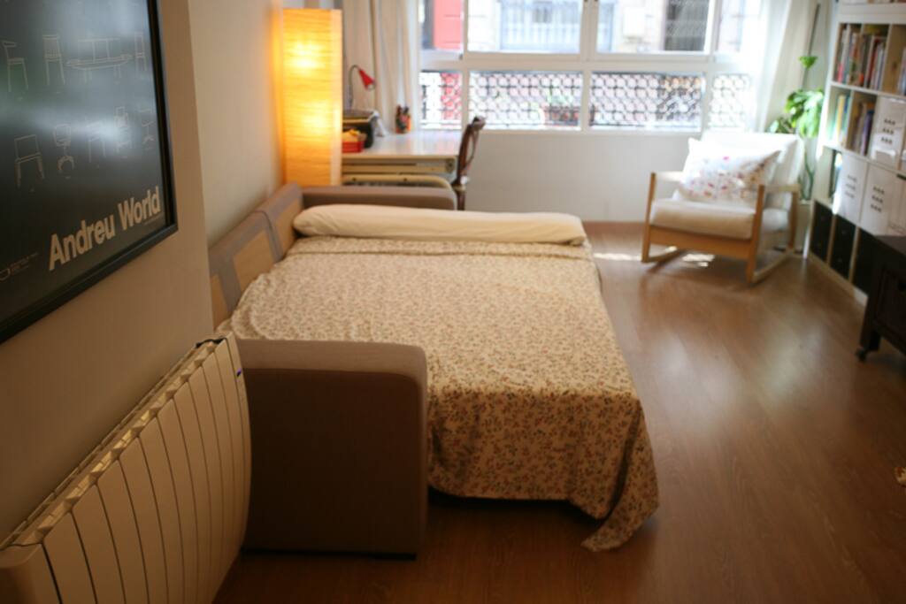 salón con sofa-cama