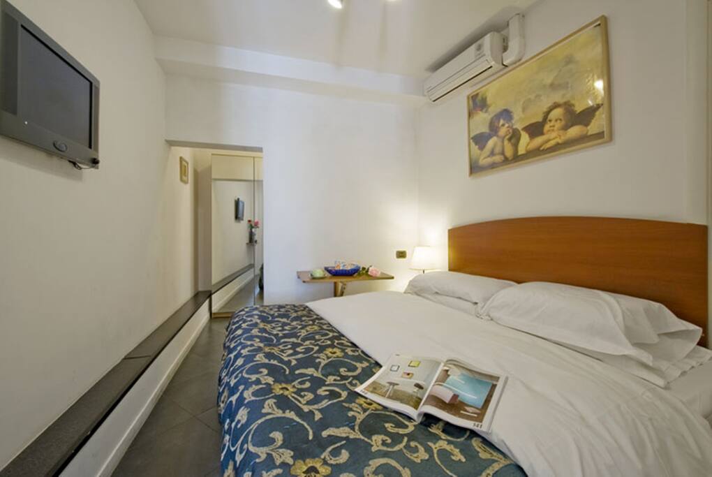 Scultore room