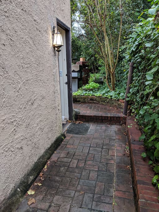 Private Entrance