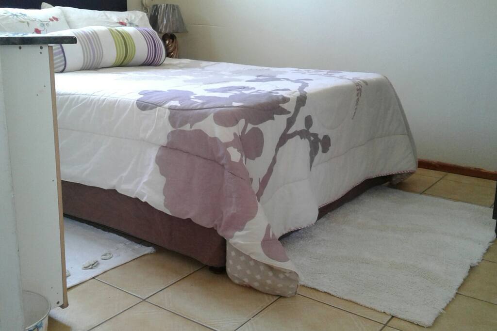 Bedroom 1 - View 1