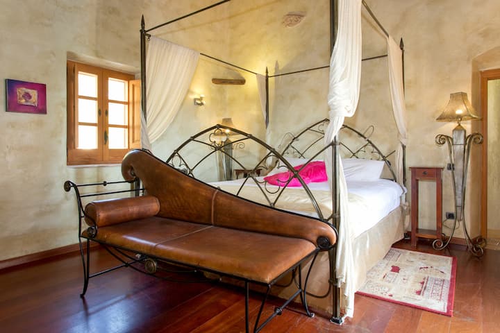 Bedroom 6