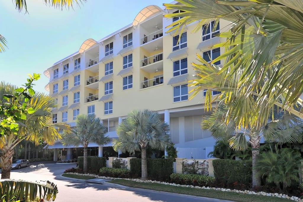 Hyatt Siesta Key Residence entrance