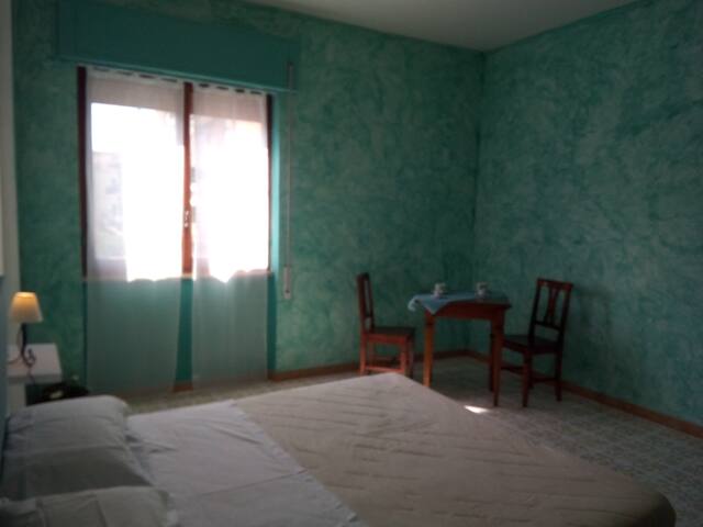 THE BEDROOMS TERRACE