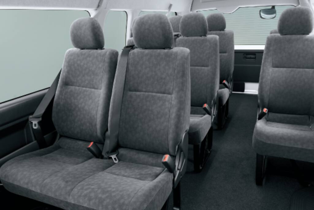 Tokyo one day charter 30000JPY
other area 50000JPY all including
-MAX 9 guests
-pocket wifi
-smart phone charger