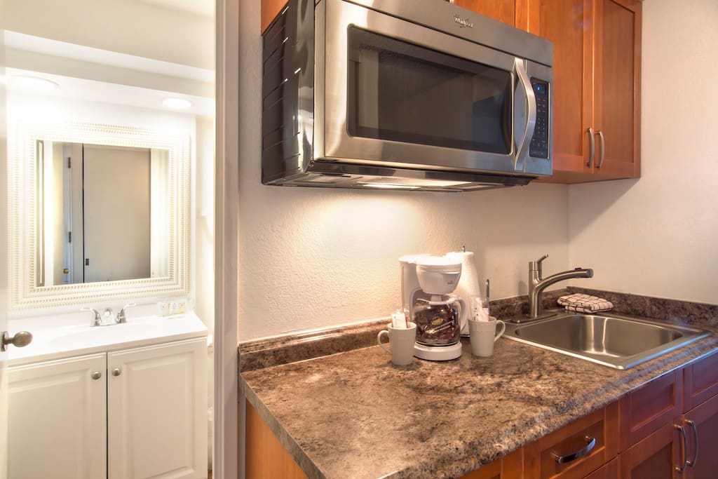 Microwave,Oven,Indoors,Kitchen,Room