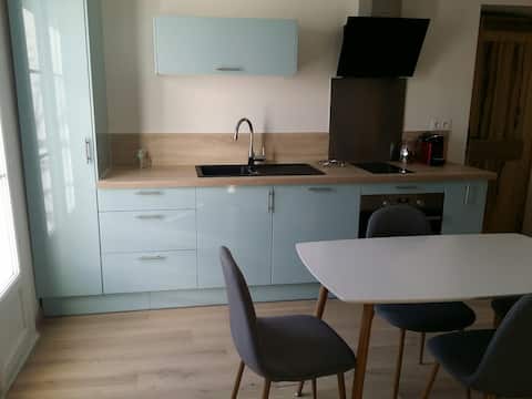 Airbnb performant: Comfortable cottage in a quiet area à Pernes Les Fontaines
