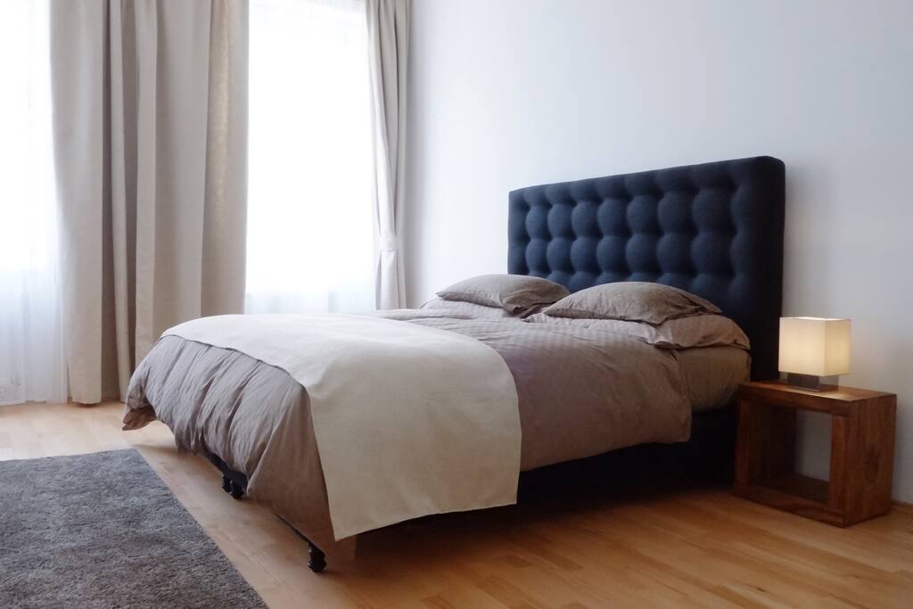 20 sqm bedroom