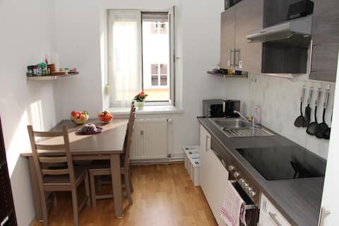 Erfolgreiche Airbnb-Immobilie: Spacious 3 Room Flat in silent neighbourhood in Eggenberg