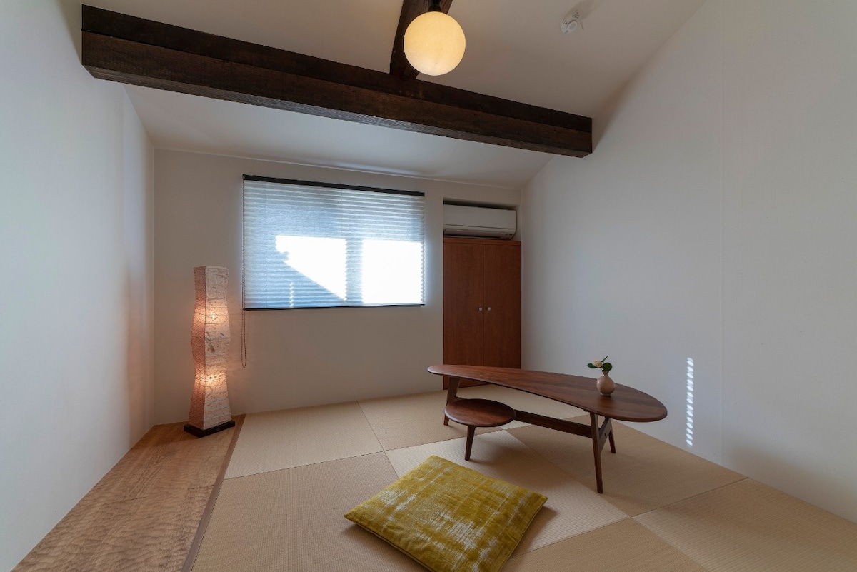 JAPANESE-Style Room (2F)