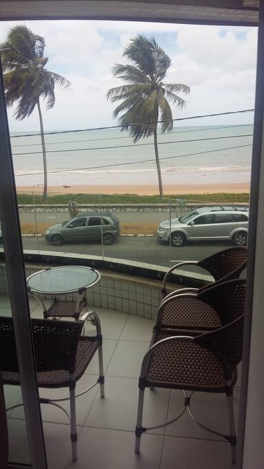 Varanda com vista para o mar