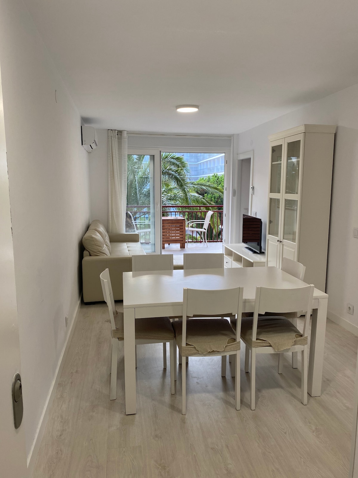 Top performing Airbnb: Salou apartment, close to beaches and Port Aventura in Salou