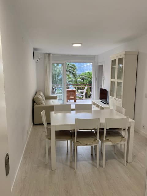 Top performing Airbnb: Salou apartment, close to beaches and Port Aventura in Salou