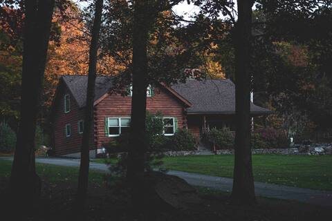 Cheerful Log Cabin for memorable family moments.