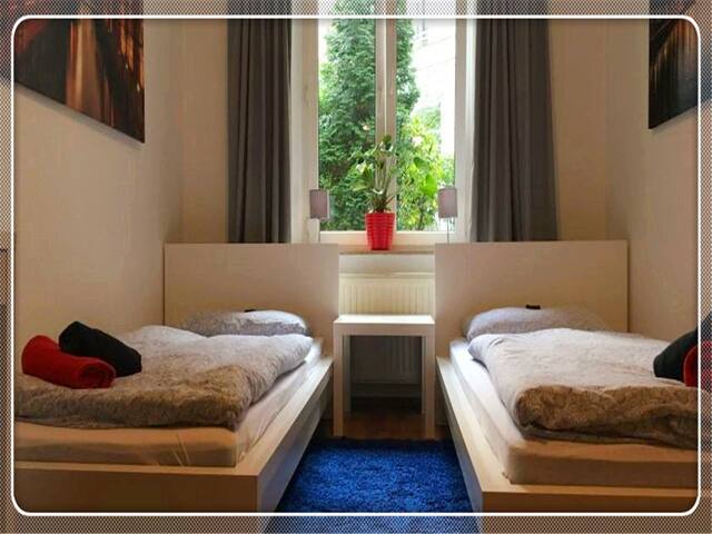 Hmt With Photos Top 20 Places To Stay For Hmt Vacation Rentals Vacation Homes Airbnb In Hamburg